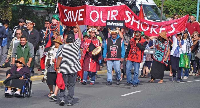 Strong Nanaimo protest against fish farm impacts