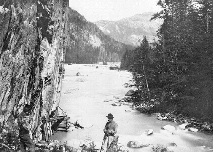 historic photo of the Great Canyon