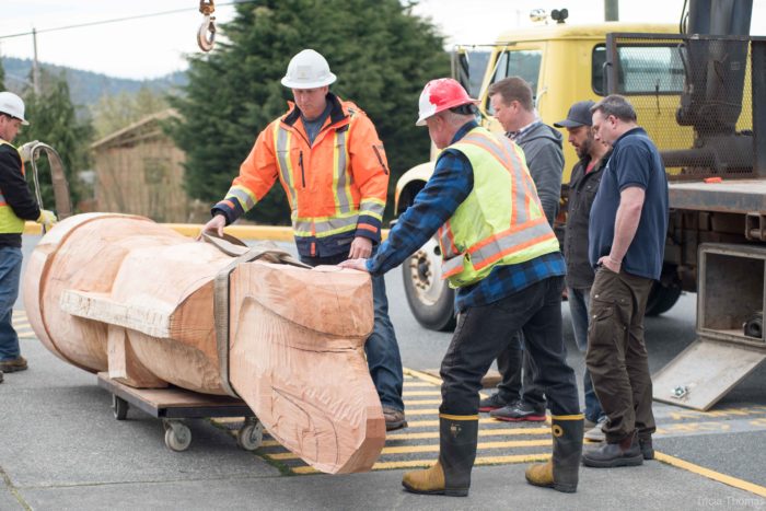 Welcoming pole arrives at Ladysmith Secondary School