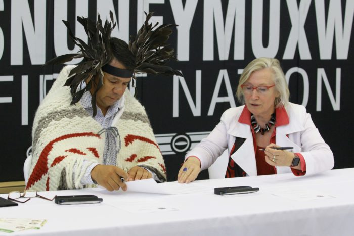 Snuneymuxw, Canada sign LOU to advance Douglas Treaty rights